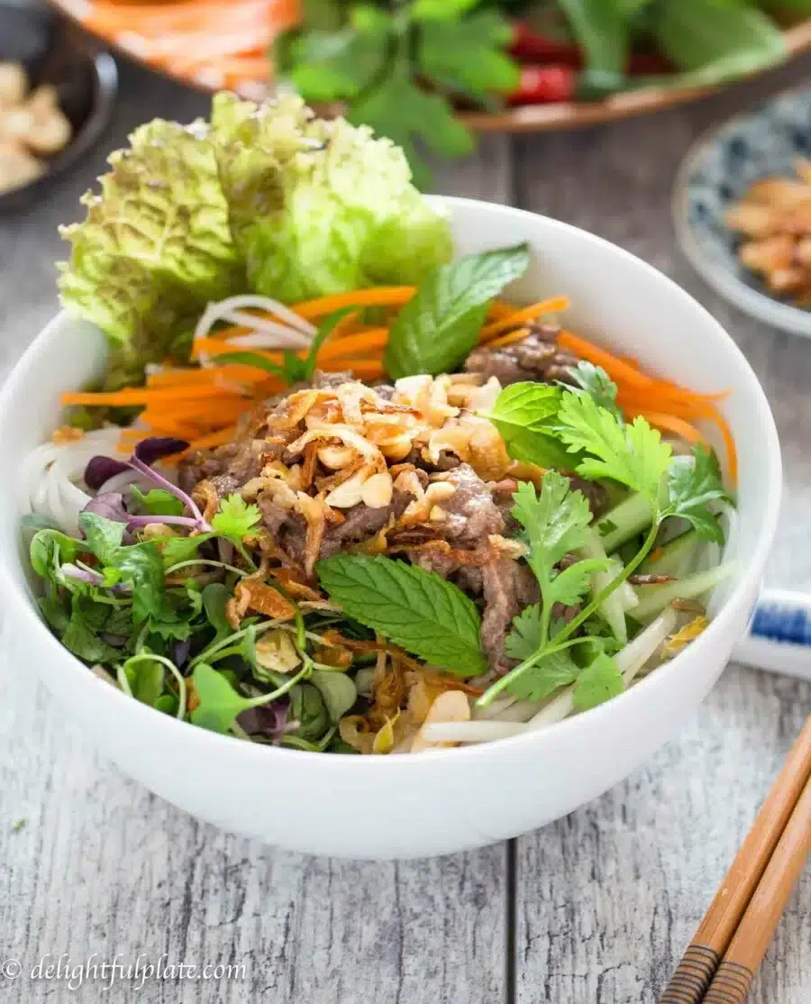 Vietnamese Beef Noodle Salad Bun Bo Xao X